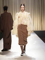 ヴィヴィアーノ 25-26年秋冬コレクション - ときめく本能のままに｜写真25