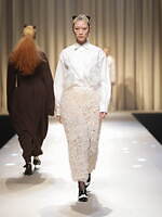 ヴィヴィアーノ 25-26年秋冬コレクション - ときめく本能のままに｜写真37