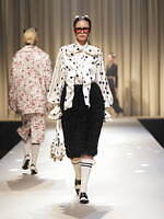 ヴィヴィアーノ 25-26年秋冬コレクション - ときめく本能のままに｜写真41