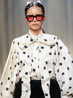 ヴィヴィアーノ 25-26年秋冬コレクション - ときめく本能のままに｜写真42