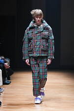 トキオ 2025-26年秋冬コレクション - “ごちゃ混ぜの世界観”を楽しむ、初のランウェイショー｜写真1