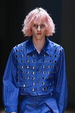 トキオ 2025-26年秋冬コレクション - “ごちゃ混ぜの世界観”を楽しむ、初のランウェイショー｜写真50