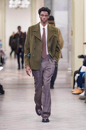 ポール・スミス 2025-26年秋冬コレクション、父ハロルド・B・スミスと贈る写真家の眼差し｜写真35