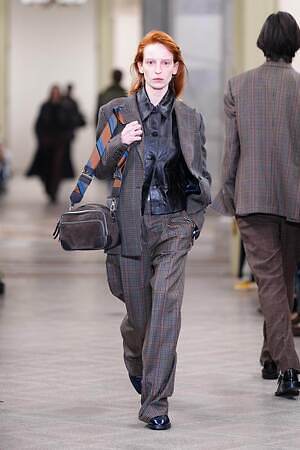 ポール・スミス 2025-26年秋冬コレクション、父ハロルド・B・スミスと贈る写真家の眼差し｜写真40