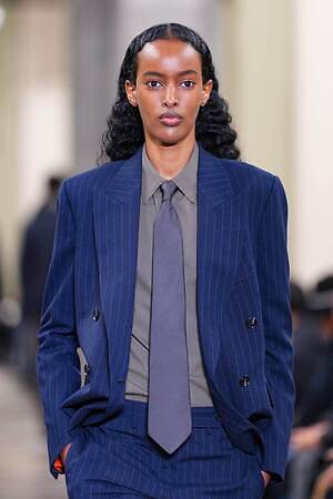 ポール・スミス 2025-26年秋冬コレクション、父ハロルド・B・スミスと贈る写真家の眼差し｜写真50