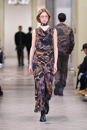 ポール・スミス 2025-26年秋冬コレクション、父ハロルド・B・スミスと贈る写真家の眼差し｜写真59