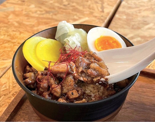 ＜美麗 MEILI＞「ルーロー飯」イートイン 1杯 1,000円 ※各日数量限定
