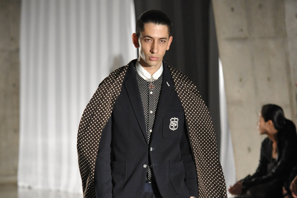 ディスカバード 2011年春夏 メンズ コレクション