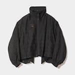 ビューティフルピープル×アンブロ、上下逆さでも着られる2WAYジャケットや透け感ニットポロ｜写真3