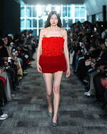 サトル ササキ 2025-26年秋冬コレクション - 画家マーク・ロスコにインスパイア｜写真1