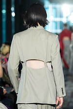 サトル ササキ 2025-26年秋冬コレクション - 画家マーク・ロスコにインスパイア｜写真9