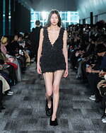 サトル ササキ 2025-26年秋冬コレクション - 画家マーク・ロスコにインスパイア｜写真51