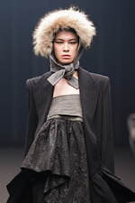 ユ・ジヨン 2025-26秋冬コレクション - 時代を超えて生まれ変わるクラシック｜写真10