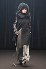 ユ・ジヨン 2025-26秋冬コレクション - 時代を超えて生まれ変わるクラシック｜写真37