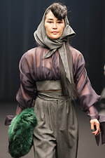 ユ・ジヨン 2025-26秋冬コレクション - 時代を超えて生まれ変わるクラシック｜写真44