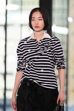 リブ ノブヒコ 2025-26年秋冬コレクション - 繊細さと強さを持つすべての女性へ｜写真16