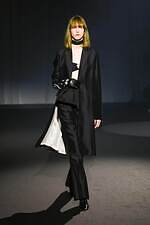 テルマ 2025-26年秋冬コレクション - クリーピーな夜の街を着想源に｜写真3