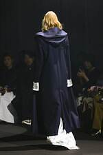 テルマ 2025-26年秋冬コレクション - クリーピーな夜の街を着想源に｜写真32