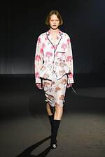 テルマ 2025-26年秋冬コレクション - クリーピーな夜の街を着想源に｜写真35