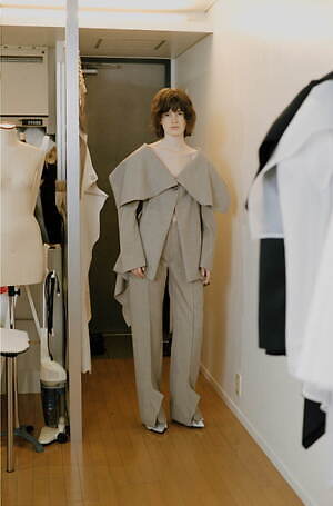 ヨウヘイ オオノ(YOHEI OHNO) 2025年秋ウィメンズコレクション  - 写真3