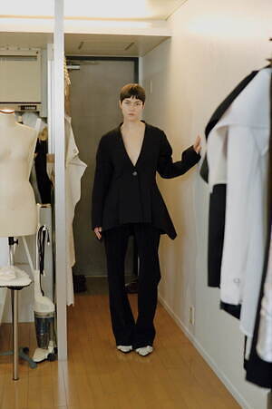 ヨウヘイ オオノ(YOHEI OHNO) 2025年秋ウィメンズコレクション  - 写真5