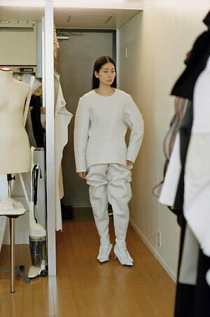 ヨウヘイ オオノ(YOHEI OHNO) 2025年秋ウィメンズコレクション  - 写真18