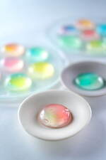 “まるでおはじき”なカラフルわらび餅「彩りわらび」京都・祇園の吉祥菓寮で｜写真4