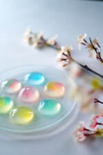 “まるでおはじき”なカラフルわらび餅「彩りわらび」京都・祇園の吉祥菓寮で｜写真5