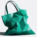 バオ バオ イッセイ ミヤケ“怪獣”着想のシボ加工バッグ、ロマンチックなパステルトートバッグも｜写真12