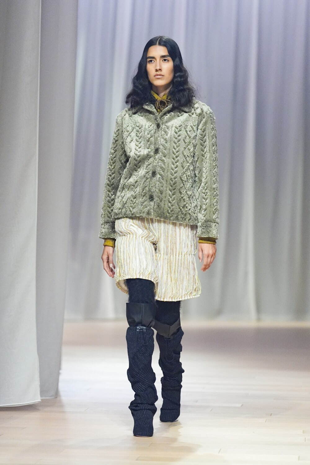 タン 2025-26年秋冬<span>コレクション</span> - 写真43