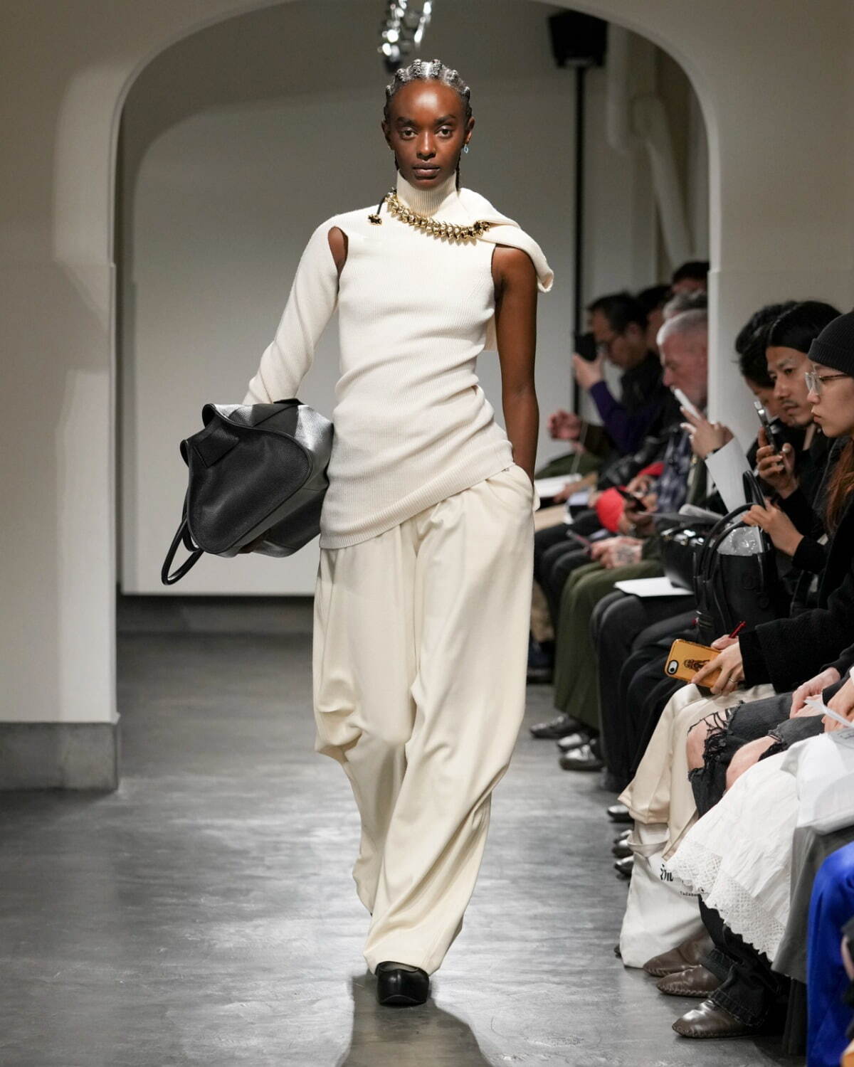 ハルノブムラタ(HARUNOBUMURATA) 2025-26年秋冬ウィメンズコレクション  - 写真41