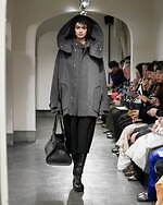 ハルノブムラタ 2025-26年秋冬コレクション - 速度を纏うエレガンス｜写真18