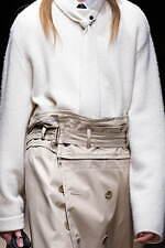 タム 2025-26年秋冬 コレクション - 新しい見せ方で提案するテーラード｜写真13