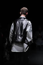 タム 2025-26年秋冬 コレクション - 新しい見せ方で提案するテーラード｜写真23