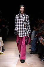 タム 2025-26年秋冬 コレクション - 新しい見せ方で提案するテーラード｜写真40