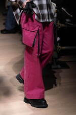 タム 2025-26年秋冬 コレクション - 新しい見せ方で提案するテーラード｜写真42