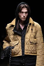 タム 2025-26年秋冬 コレクション - 新しい見せ方で提案するテーラード｜写真46