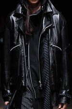 タム 2025-26年秋冬 コレクション - 新しい見せ方で提案するテーラード｜写真54