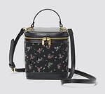 GU×ロク“フリル付き”チェックワンピース＆小花柄のリボンハット、コラボ初のメンズウェアも｜写真25