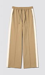 GU×ロク“フリル付き”チェックワンピース＆小花柄のリボンハット、コラボ初のメンズウェアも｜写真18