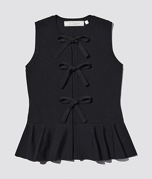 GU×ロク“フリル付き”チェックワンピース＆小花柄のリボンハット、コラボ初のメンズウェアも｜写真4