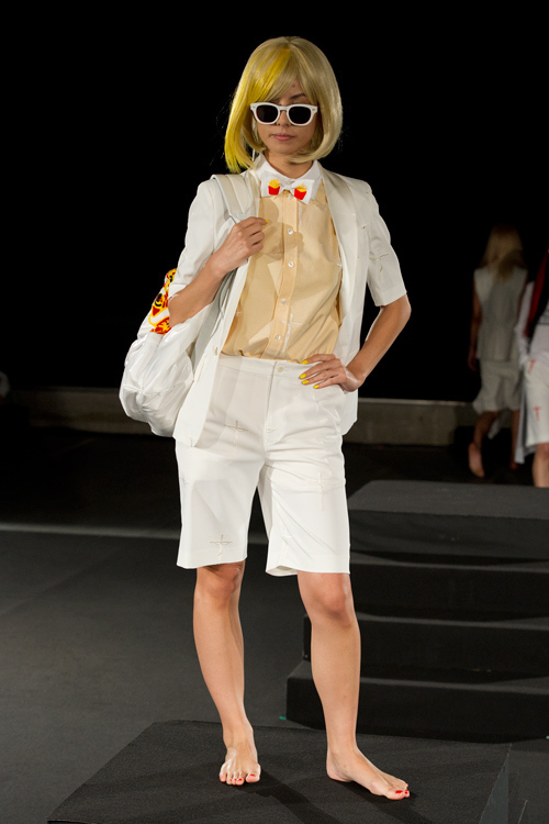 ミキオサカベ 2011年春夏<span>コレクション</span> - 写真16