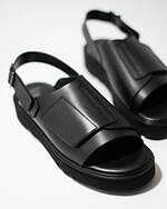 フット・ザ・コーチャー＆ビューティフル・シューズの革製サンダル、ベルクロとベルトで快適フィット｜写真6