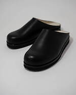 フット・ザ・コーチャー＆ビューティフル・シューズの革製サンダル、ベルクロとベルトで快適フィット｜写真7