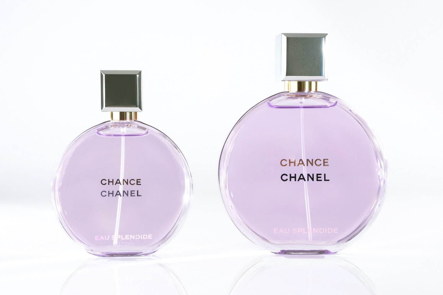 左から) シャネル「チャンス オー スプランディド オードゥ パルファム」50mL 17,600円、100mL 24,200円