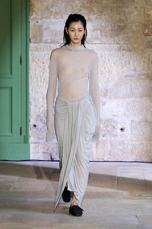 ルオハン(RUOHAN) 2025-26年秋冬ウィメンズコレクション  - 写真2