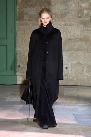 ルオハン(RUOHAN) 2025-26年秋冬ウィメンズコレクション  - 写真10