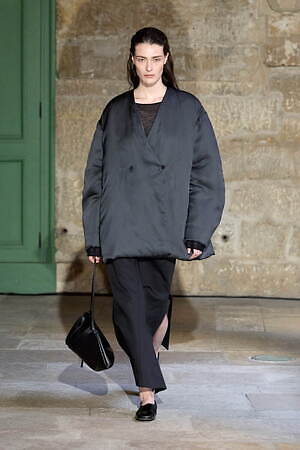 ルオハン(RUOHAN) 2025-26年秋冬ウィメンズコレクション  - 写真24