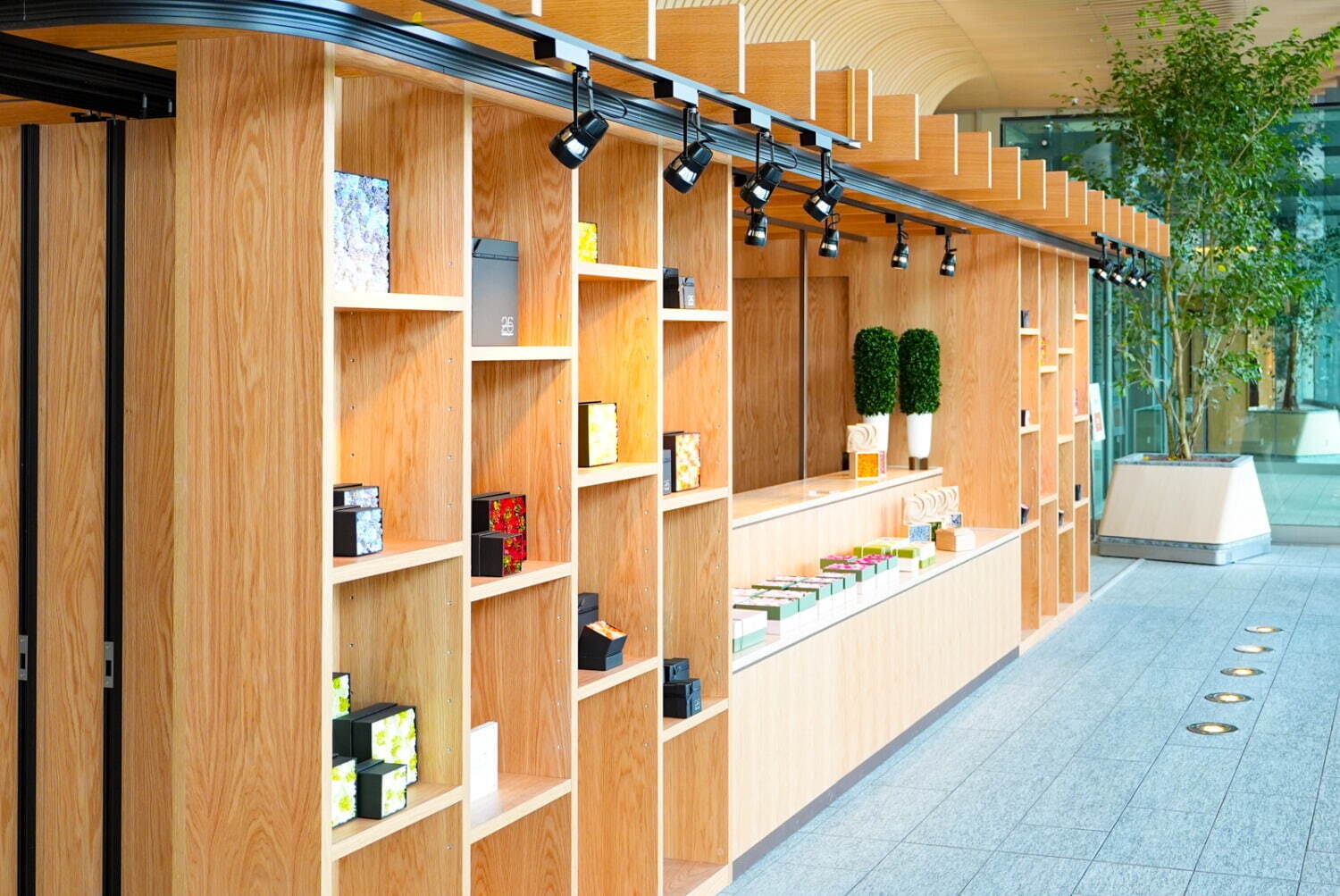 ニコライ バーグマン フラワーズ ＆ デザイン(Nicolai Bergmann Flowers & Design) ニコライ バーグマン 高輪店｜写真5