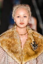 フミエ タナカ 2025-26年秋冬コレクション - ありのままの美しさ｜写真29